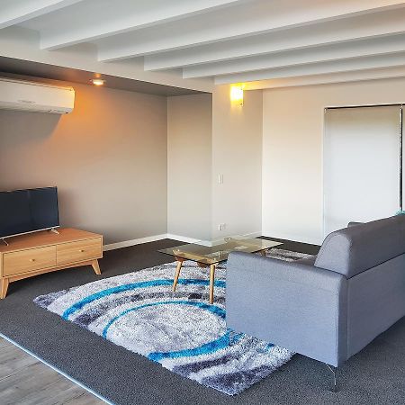 Picturesque Views At Woodlands Close Queenstown Exterior photo