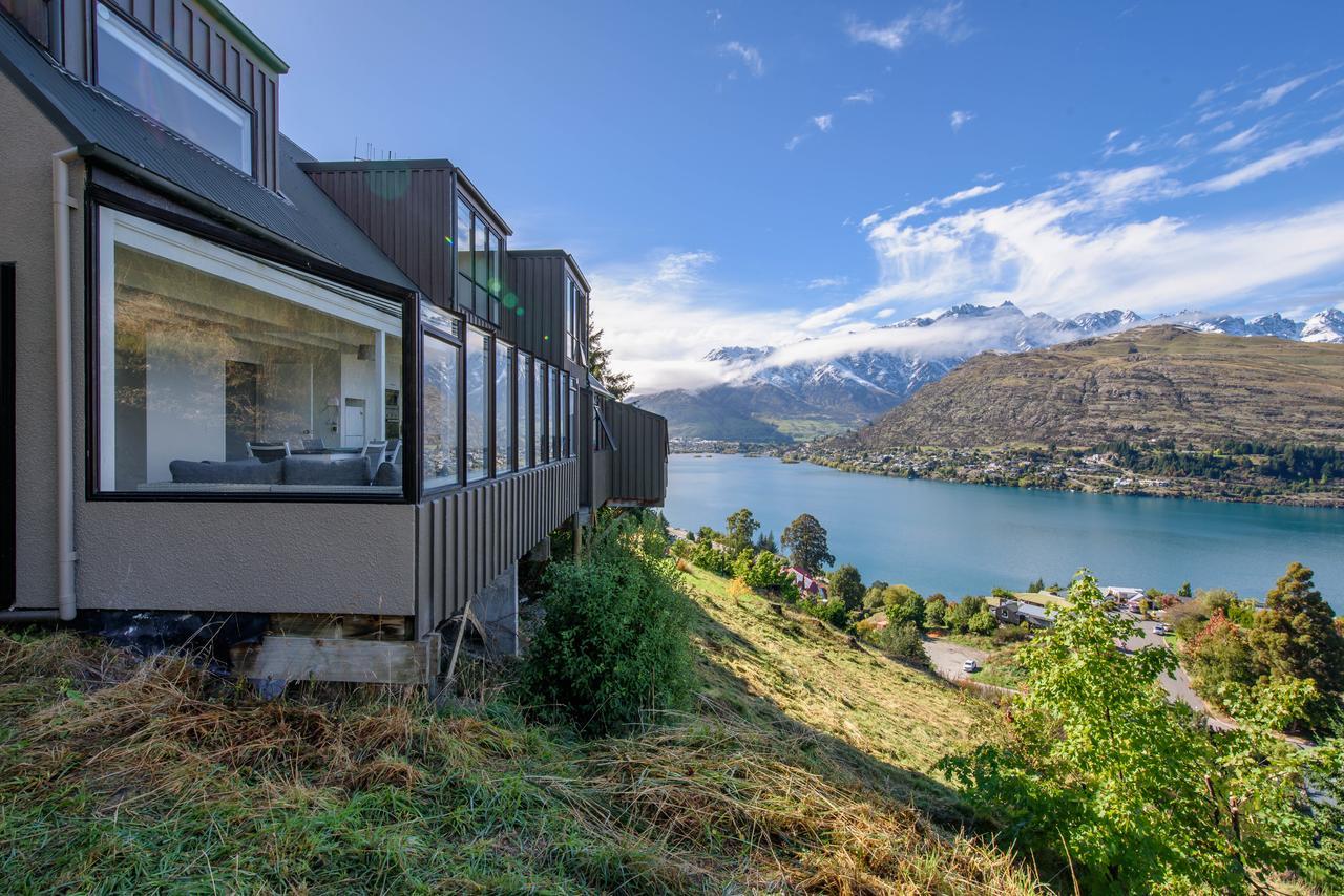 Picturesque Views At Woodlands Close Queenstown Exterior photo